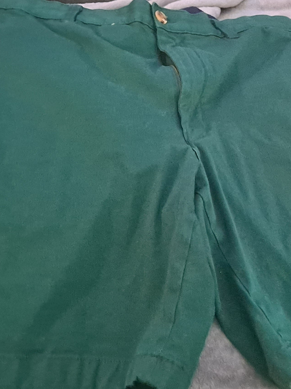 Club Room Men's Flat Front Shorts in Forest Green 40